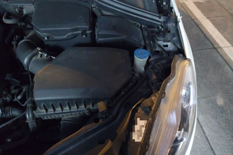Used Volvo XC60 2016 T5 Smart Version Engine Bay Left
