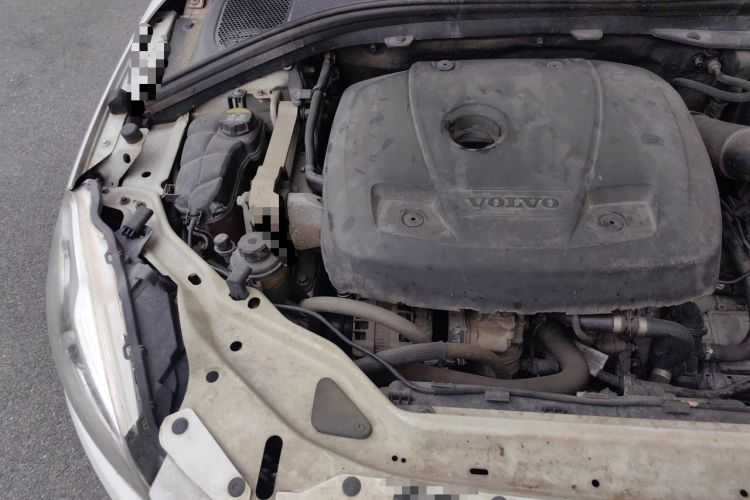 Used Volvo XC60 2016 T5 Smart Version Engine Bay Right