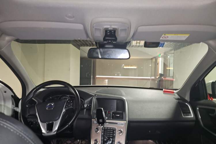 Used Volvo XC60 2016 T5 Smart Drive Edition Headliner
