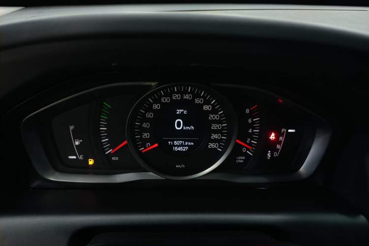 Used Volvo XC60 2016 T5 Smart Upgrade Model Instrument Cluster