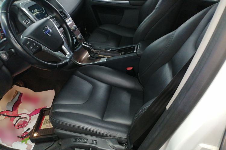 Used Volvo XC60 2016 T5 Smart Upgrade Model Left Front Seat
