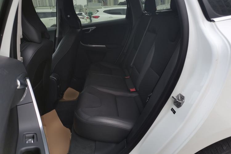 Used Volvo XC60 2016 T5 Smart Drive Edition Left Rear Seat