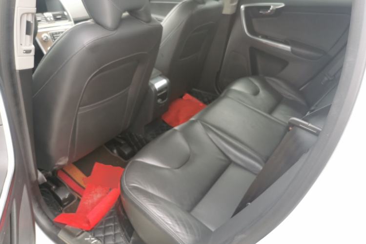 Used Volvo XC60 2016 T5 Smart Upgrade Model Left Rear Seat