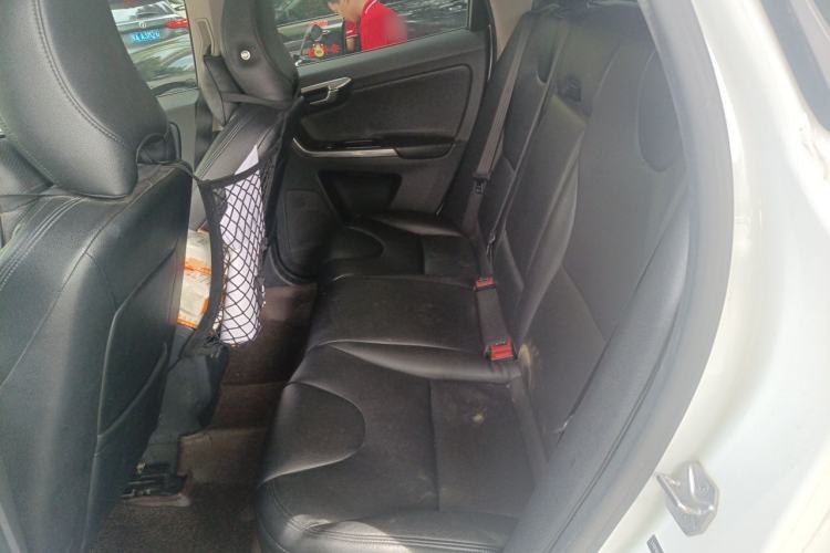 Used Volvo XC60 2016 T5 Smart Drive Edition Left Rear Seat