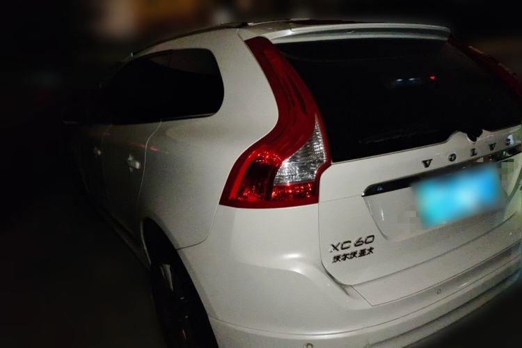 Used Volvo XC60 2016 T5 Smart Version Rear Left 45 Deg