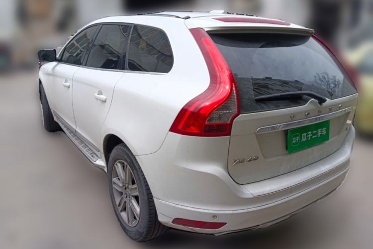 Used Volvo XC60 2016 T5 Smart Version Rear Left 45 Deg