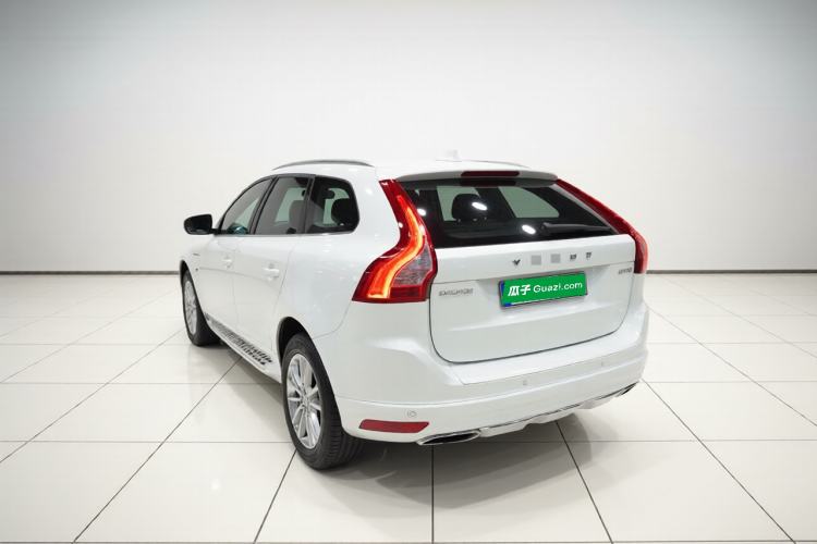 Used Volvo XC60 2016 T5 Smart Upgrade Model Rear Left 45 Deg