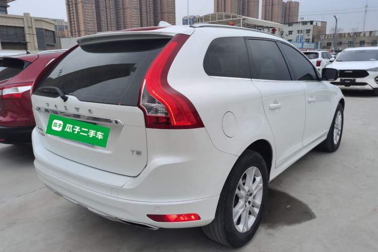 Used Volvo XC60 2016 T5 Smart Drive Edition Rear Right 45 Deg
