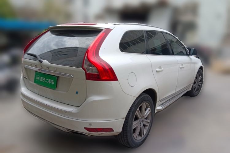 Used Volvo XC60 2016 T5 Smart Version Rear Right 45 Deg