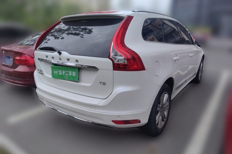 Used Volvo XC60 2016 T5 Smart Version Rear Right 45 Deg