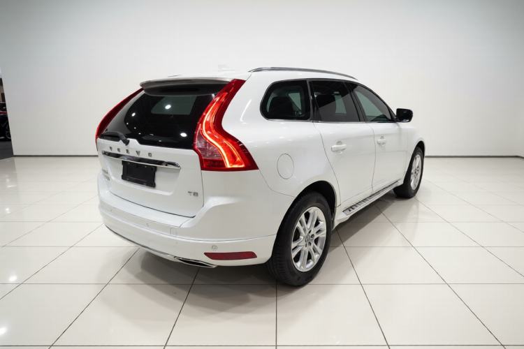 Used Volvo XC60 2016 T5 Smart Upgrade Model Rear Right 45 Deg