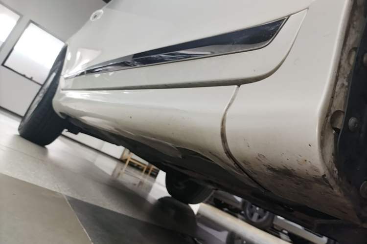 Used Volvo XC60 2016 T5 AWD Zhiyuan Edition Right Side Sill