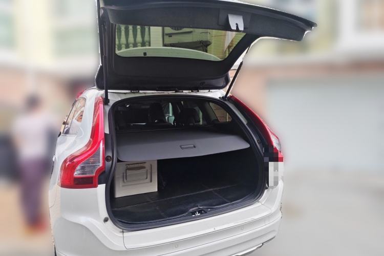 Used Volvo XC60 2016 T5 Smart Upgrade Model Trunk