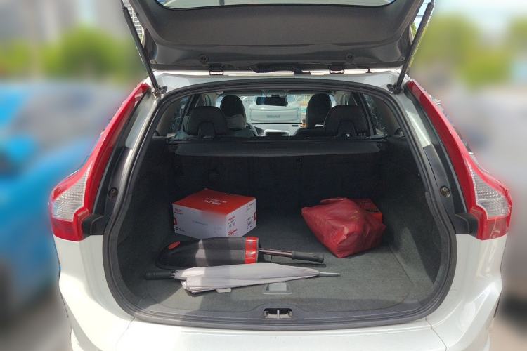 Used Volvo XC60 2016 T5 Smart Upgrade Model Trunk