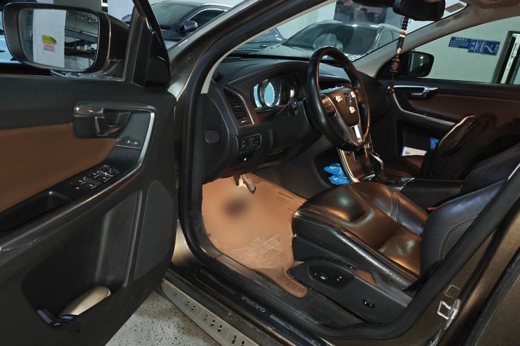 Used Volvo XC60 2016 T5 AWD Zhiyuan Edition Driver Seat