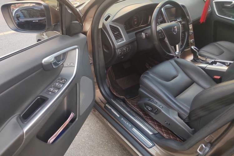Used Volvo XC60 2016 T5 Smart Upgrade Model Driver Seat