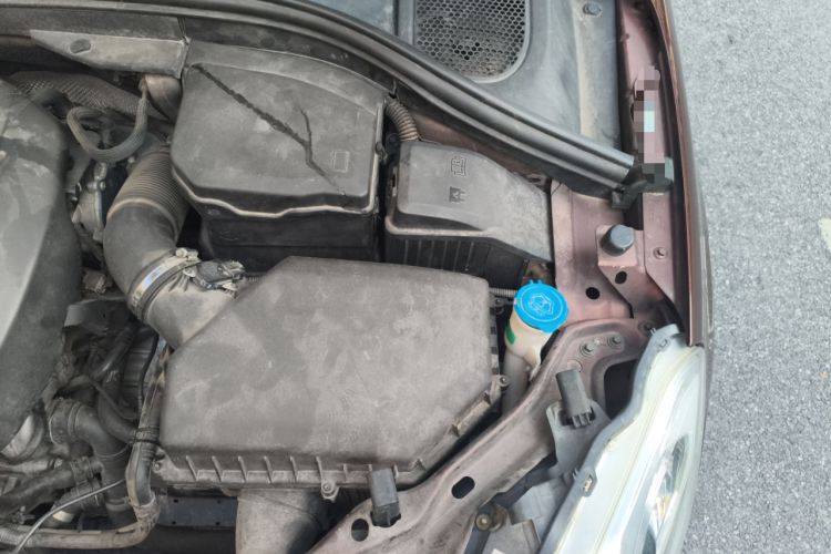 Used Volvo XC60 2016 T5 Smart Version Engine Bay Left