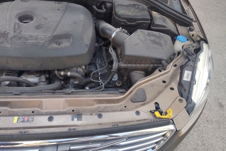 Used Volvo XC60 2016 T5 Smart Upgrade Model Engine Bay Left