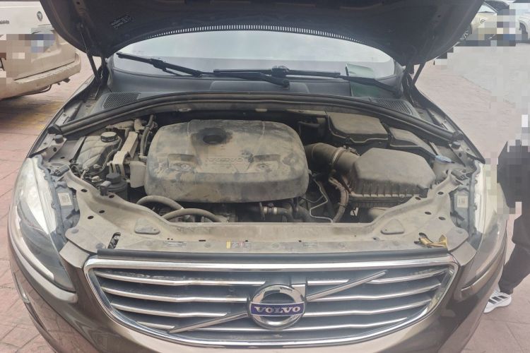 Used Volvo XC60 2016 T5 Smart Drive Edition Engine Bay
