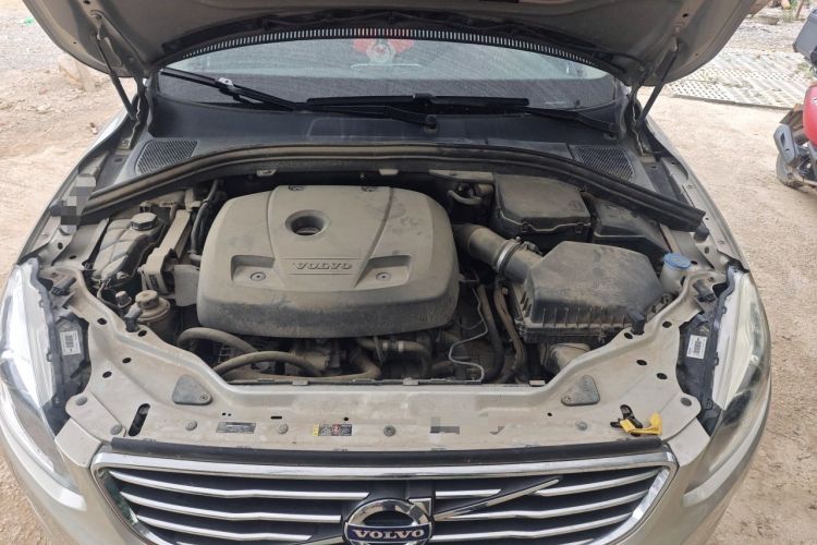 Used Volvo XC60 2016 T5 Smart Upgrade Model Engine Bay