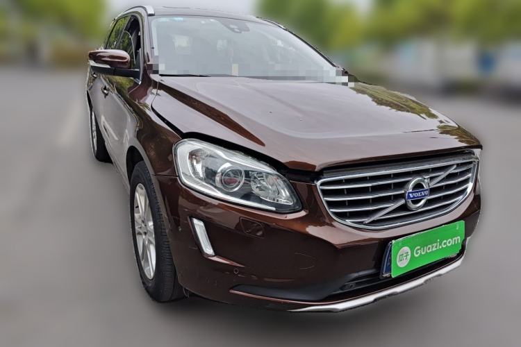 Used Volvo XC60 2016 T5 Smart Upgrade Model Front Right 45 Deg