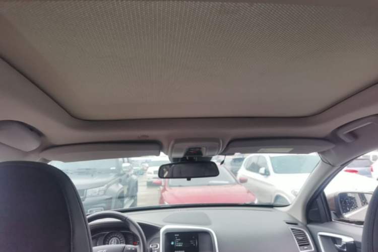 Used Volvo XC60 2016 T5 Smart Drive Edition Headliner