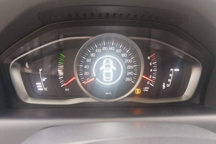 Used Volvo XC60 2016 T5 AWD Zhiyuan Edition Instrument Cluster