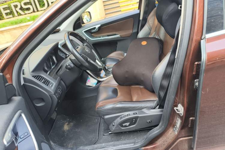 Used Volvo XC60 2016 T5 Smart Version Left Front Seat