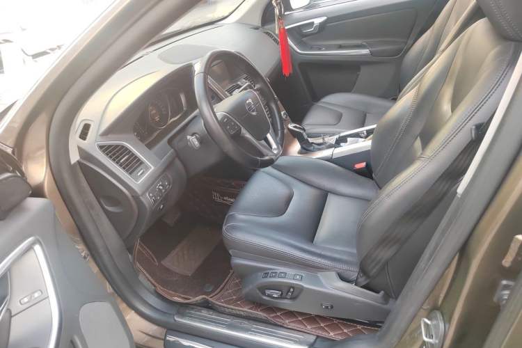 Used Volvo XC60 2016 T5 Smart Upgrade Model Left Front Seat