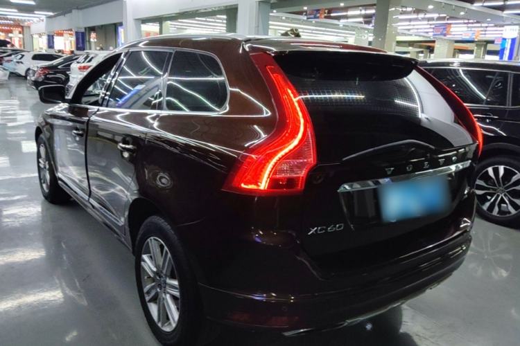 Used Volvo XC60 2016 T5 AWD Zhiyuan Edition Rear Left 45 Deg