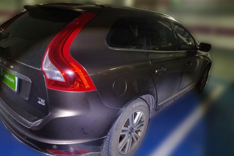 Used Volvo XC60 2016 T5 Smart Version Rear Right 45 Deg
