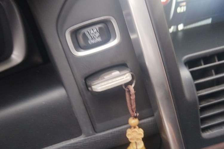 Used Volvo XC60 2016 T5 AWD Zhiyuan Edition Vehicle Key