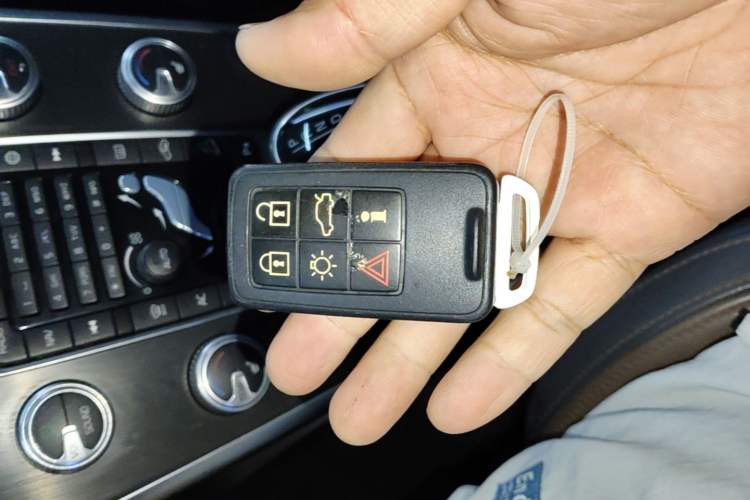 Used Volvo XC60 2016 T5 AWD Zhiyuan Edition Vehicle Key