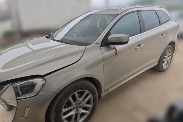 Ojetý Volvo XC60 2016 T5 Smart Upgrade Model