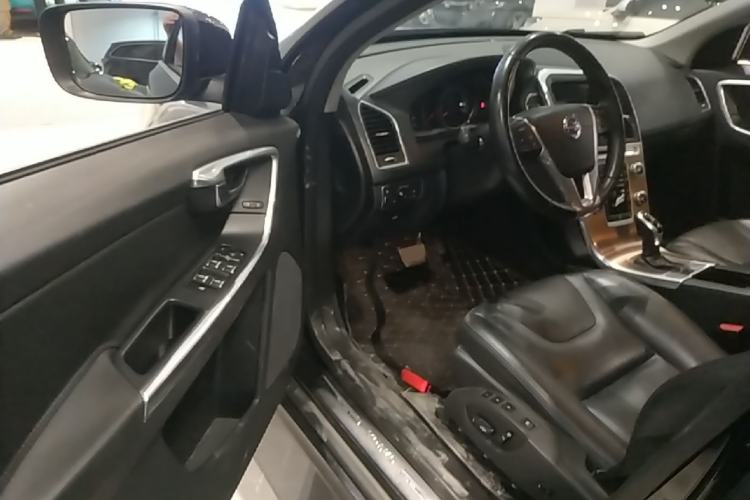 Used Volvo XC60 2017 T5 Smart Upgrade Edition Driver Seat