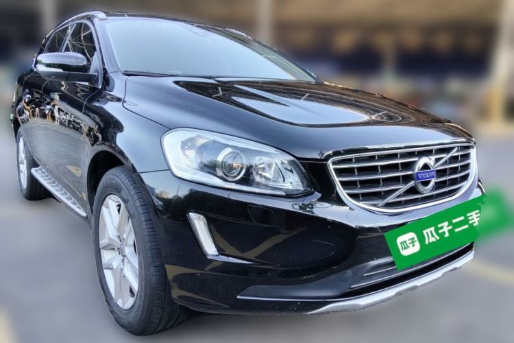 Used Volvo XC60 2017 T5 Smart Upgrade Edition Front Right 45 Deg