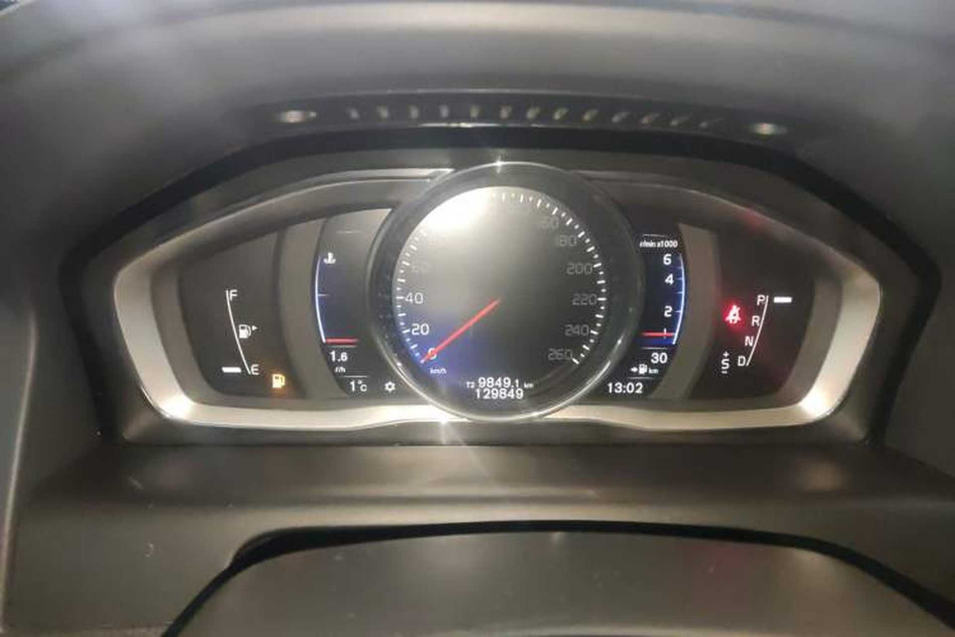 Used Volvo XC60 2017 T5 AWD Personalized Sport Upgrade Edition Instrument Cluster