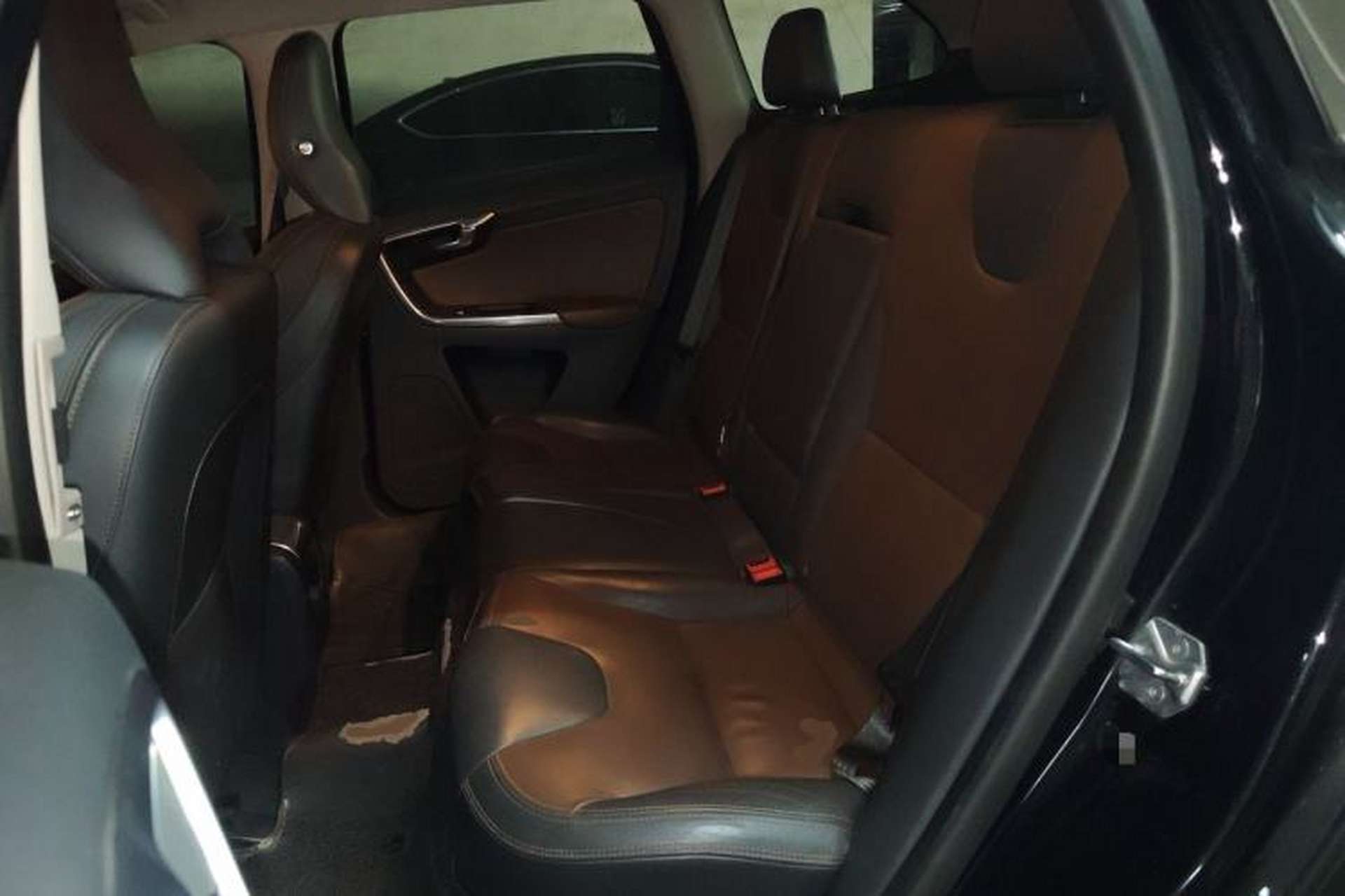 Used Volvo XC60 2017 T5 AWD Smart Range Edition Left Rear Seat