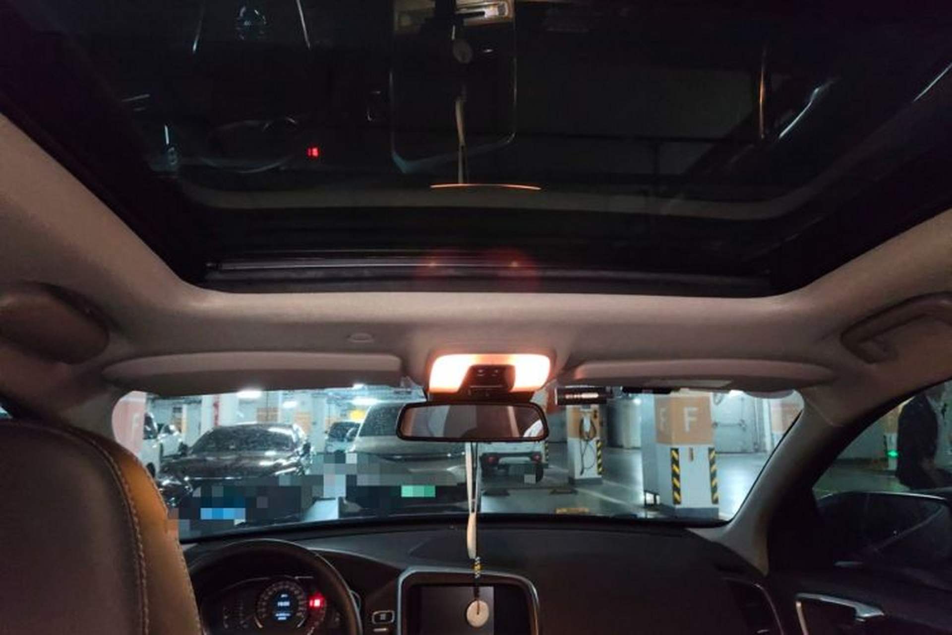 Used Volvo XC60 2017 T5 AWD Smart Upgrade Edition Headliner