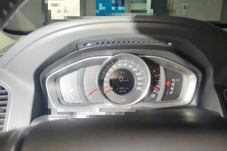 Used Volvo XC60 2017 T5 Smart Upgrade Edition Instrument Cluster
