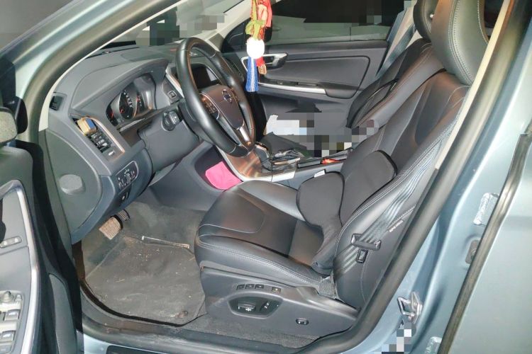 Used Volvo XC60 2017 T5 Smart Upgrade Edition Left Front Seat