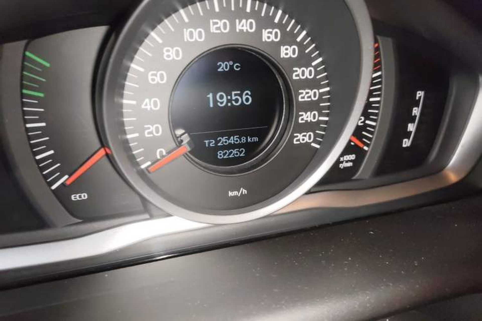 Used Volvo XC60 2017 T5 AWD Smart Upgrade Edition Odometer Close Up