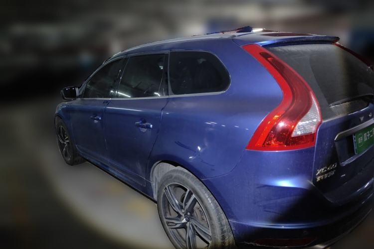 Used Volvo XC60 2017 T5 AWD Personalized Sport Edition Rear Left 45 Deg