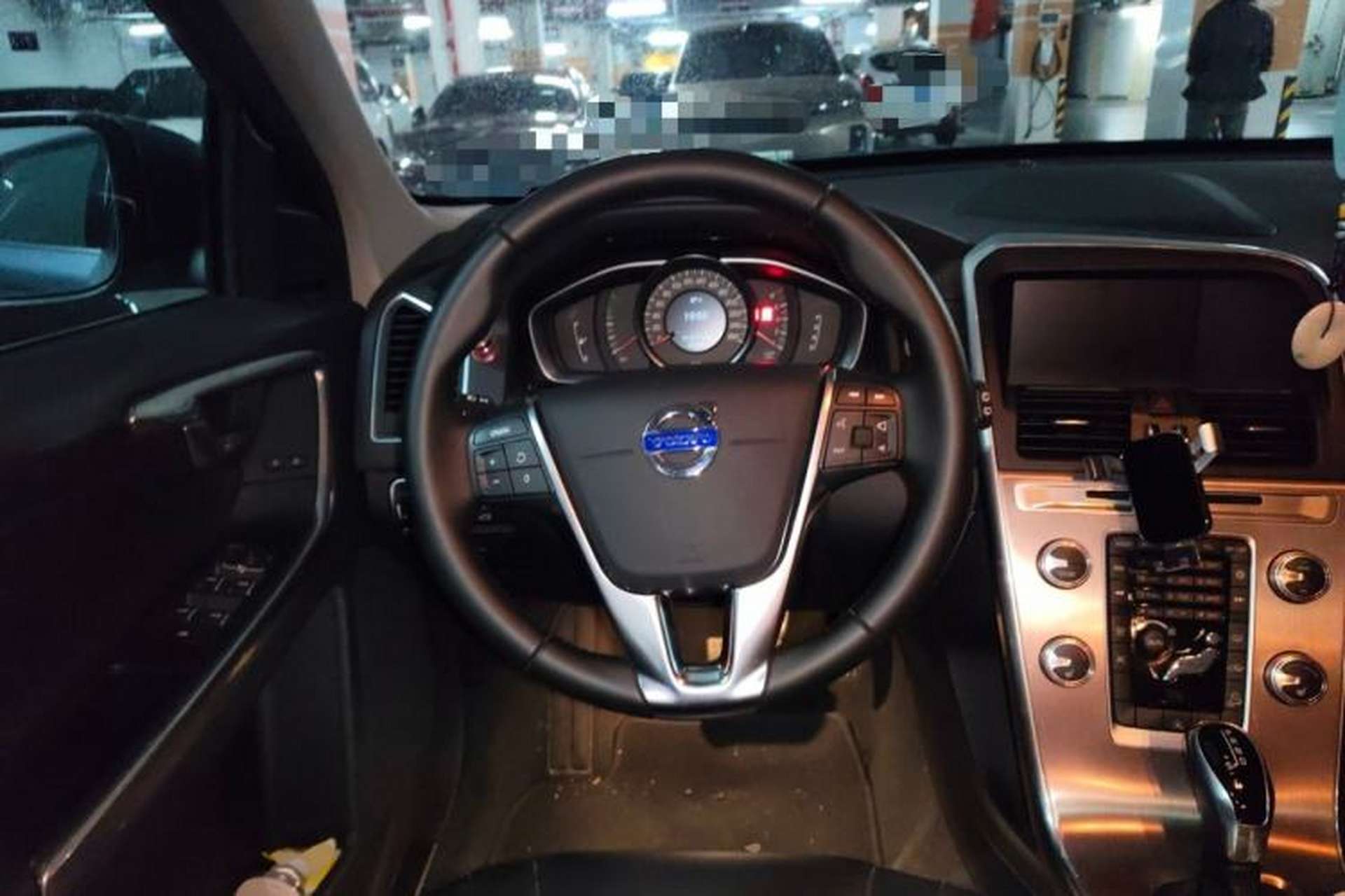 Used Volvo XC60 2017 T5 AWD Smart Upgrade Edition Steering Wheel