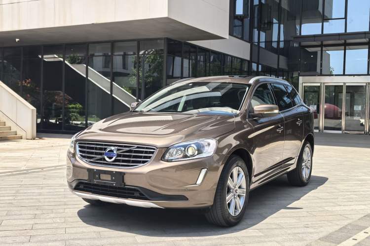 Used Volvo XC60 2017 T5 AWD Smart Upgrade Edition Guazi used car, China used car export, Used car for sale, Used Volvo cars, Cheapest cars for sale