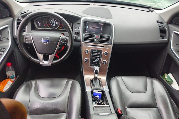 Used Volvo XC60 2017 T5 Smart Upgrade Edition Center Console