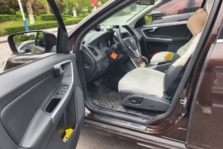 Used Volvo XC60 2017 T5 Smart Upgrade Edition Driver Seat