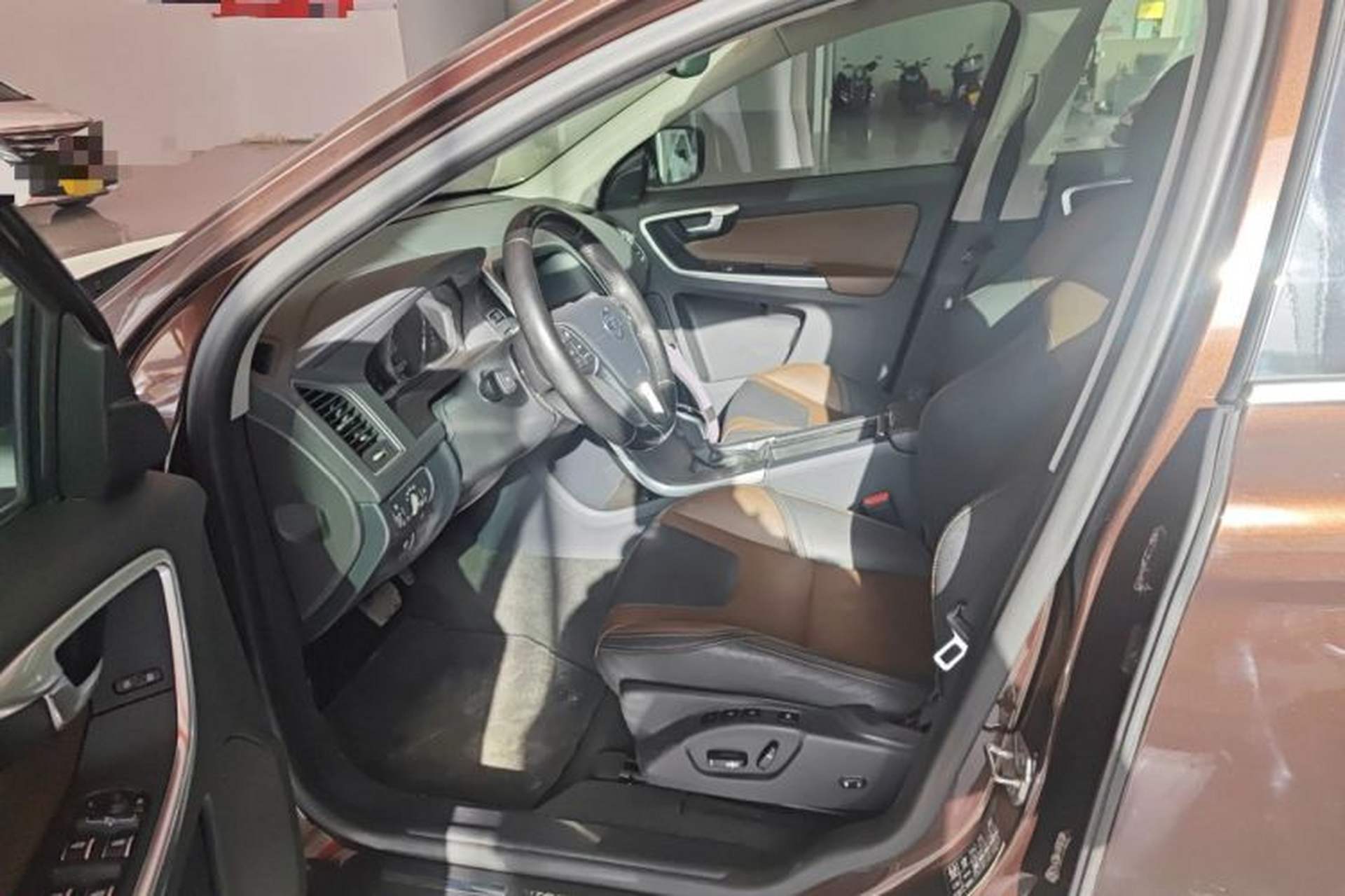 Used Volvo XC60 2017 T5 AWD Smart Upgrade Edition Driver Seat