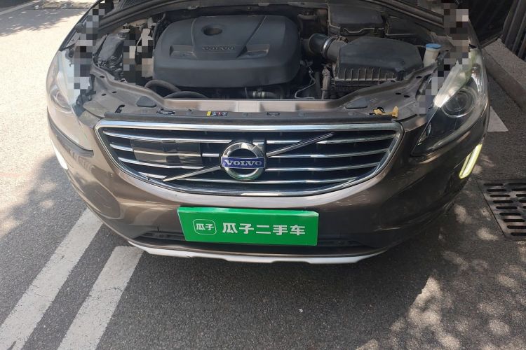 Used Volvo XC60 2017 T5 AWD Smart Upgrade Edition Engine Bay
