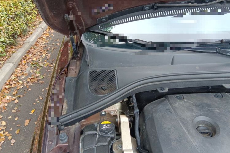 Used Volvo XC60 2017 T5 Smart Upgrade Edition Engine Bay Right